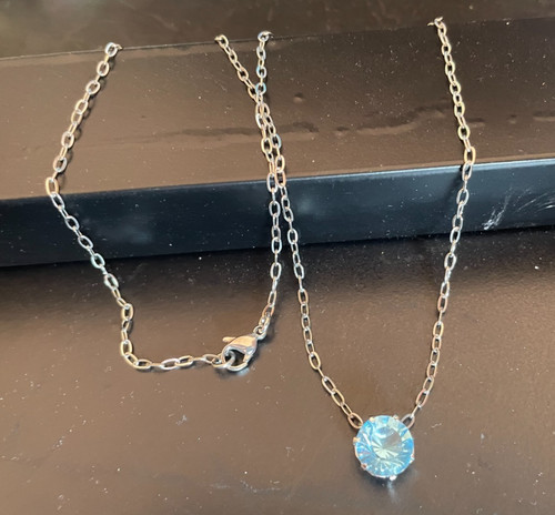 Collana donna con ciondolo - da,