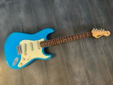 CHITARRA VINTAGE RISTAMPATA