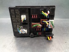 284B71HZ2A caja de relés