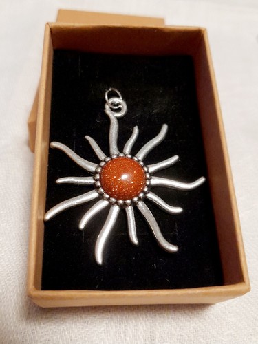 Ciondolo sole con pietra del - con,
