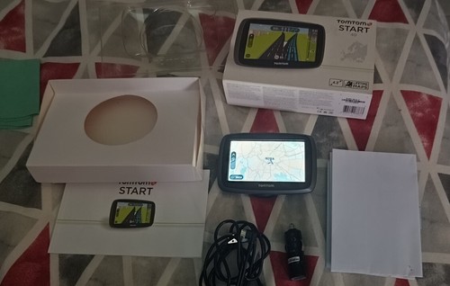 Navigatore satellitare gps tom - navigatore,