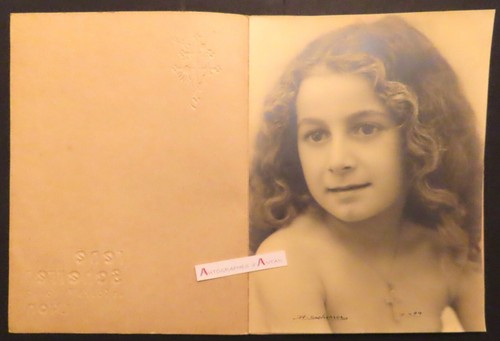 Photo jeune fille - ●,