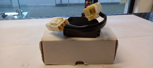 Regolatore piaggio vespa - piaggio,