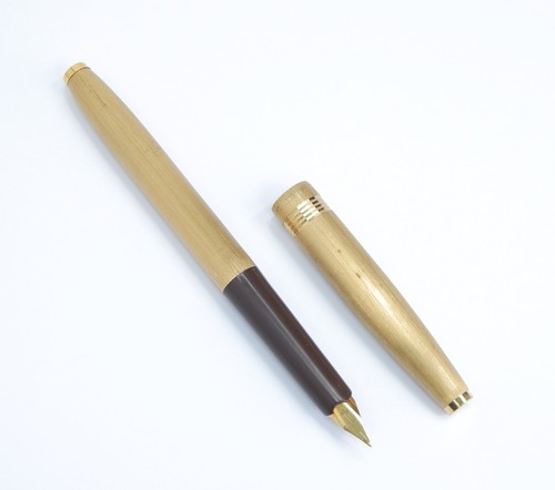 Vintage senator lady - vintage, gold