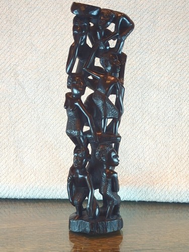 Statua totem makonde africano