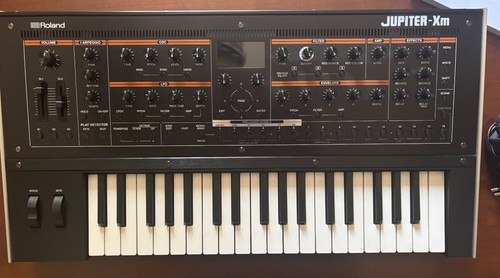 Roland jupiter - roland, jupiter-xm