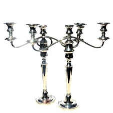 Coppia di candelabri e