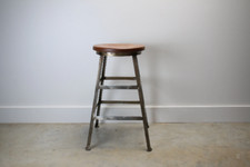 Sgabello industriale vintage