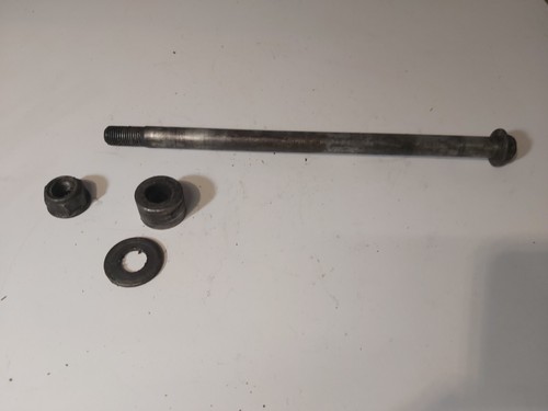 Axe roue arrière honda - axe,