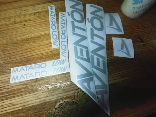 Aventon mataró vinilo decal - matarÓ,