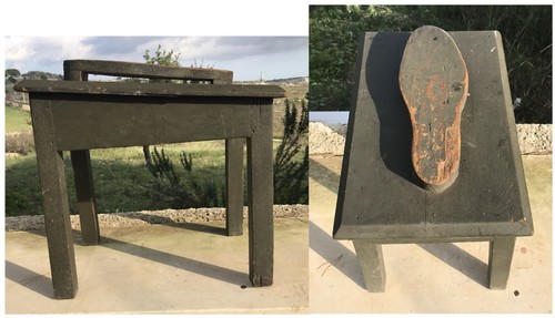 Antico sgabello poggia - , piedi