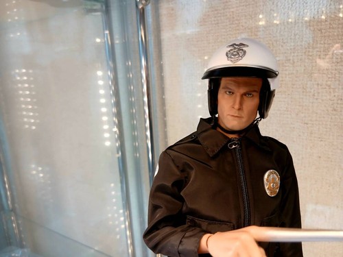 Hot toys terminator 1000 - toys,