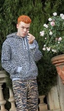 Felpa con cappuccio uomo