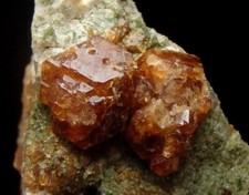 GRANATO - cristalli grossolani