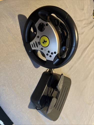 Volante thrustmaster universal - thrustmaster,