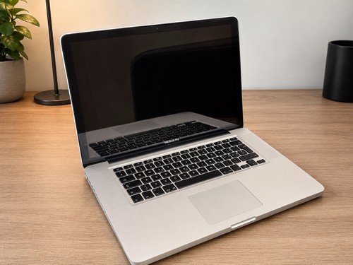 Apple macbook pro metà - apple,