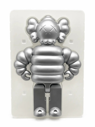 Kaws mad hectic kubrick - mad,