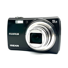 Fujifilm FinePix F200 EXR fotocamera digitale compatta dal Giappone