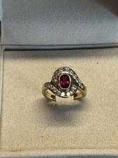 Anello Rubino e Brillanti - Oro Giallo 18k