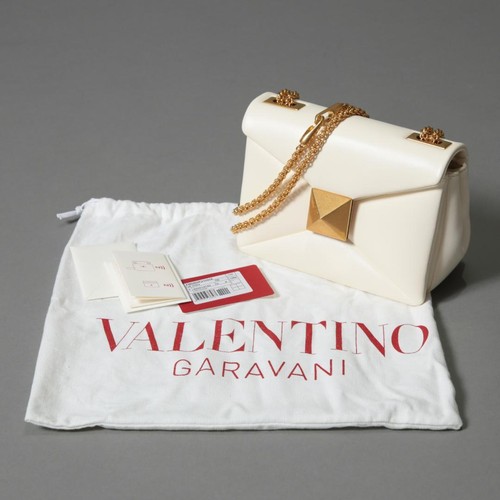 Valentino 22ss one - one, studded