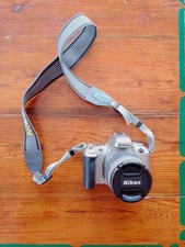 Reflex Nikon F55 Argento Pellicola 35mm | Obiettivo 28-80mm + Borsa fotocamera 