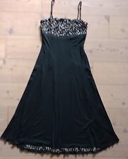 Vestito lungo con ricamo di perline. Mariella Rosati. 