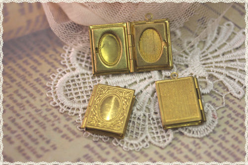 1pz charm libro apribile