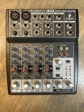 Behringer XENYX802 Mixer Preamplificatore 8 Ingressi 2 Bus British EQS (senza alimentatore)