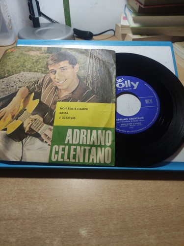 Adriano celentano non esiste - adriano,