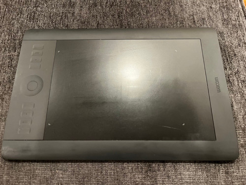 Wacom intuos touch pth 650 - intuos,