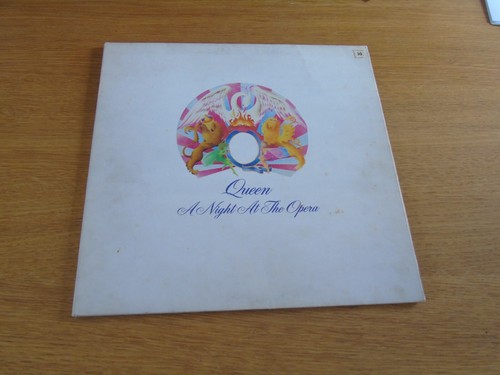 Queen night the opera - queen,