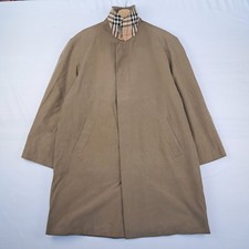 Trench Burberry colore beige