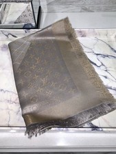 Authentic NWOT Louis Vuitton