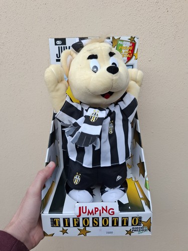 Juventus jumping - juventus, f.c.