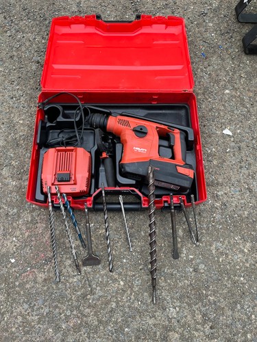 Trapano avvitatore - , a