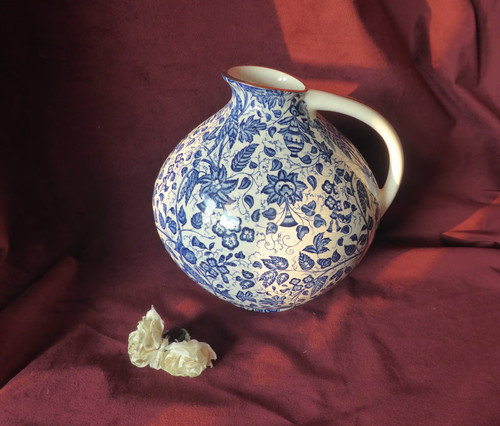 Vaso con manico - , in
