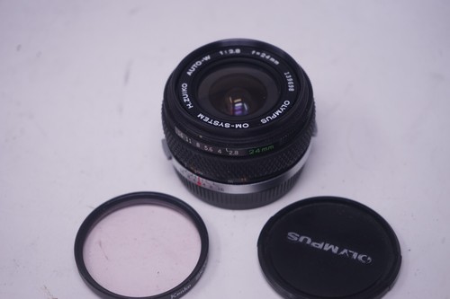 Olympus zuiko auto 2 - zuiko, f/2.8