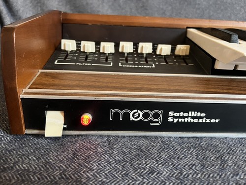 Moog sintetizzatore - moog,