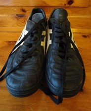 Scarpe da calcio Asics usate taglia 45.5 colore nero bianco vintage