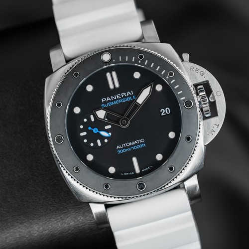 Panerai submersible 00683 - submersible,