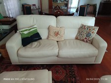 Divano 2 posti Poltrona Frau Salomè pelle colore SC 01 originale design italiano