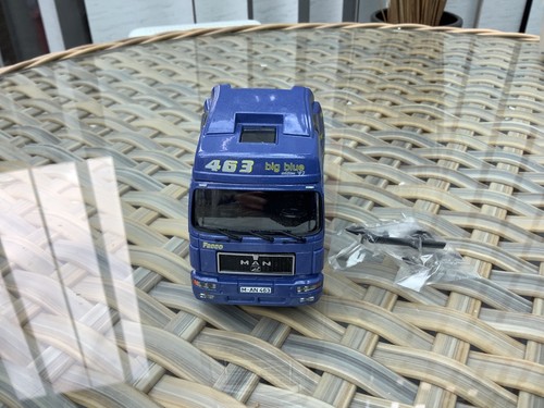 Corgi model big - 1:50, blue