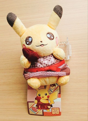 Peluche pikachu valentine 2026 - pikachu,