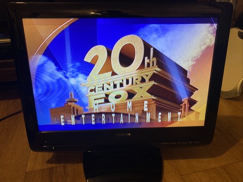 Toshiba 19dv555db 720p hd - toshiba,