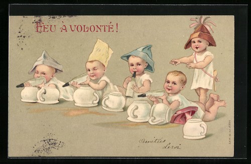 Bambini piccoli con vasi - con,
