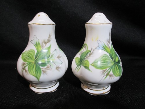 Royal albert trillium - royal, shaker