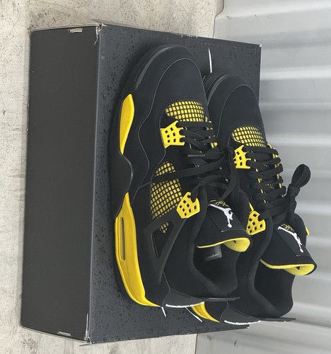 Air jordan thunder sneakers - thunder,