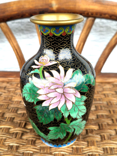 Antico vaso smaltato