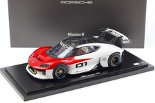 1:18 Spark Porsche Mission R