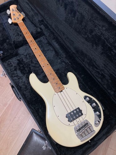 Music man stingray usa - music,